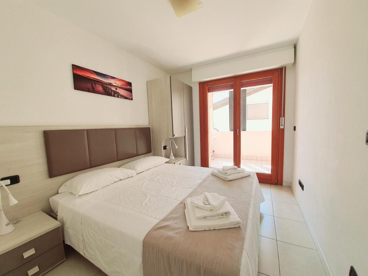 Aparthotel Capitol Grado Bagian luar foto