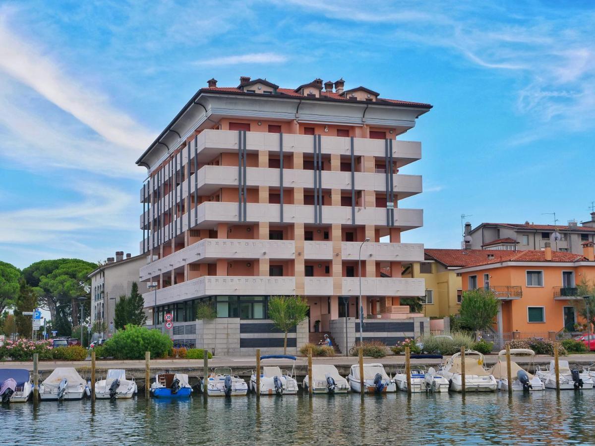 Aparthotel Capitol Grado Bagian luar foto