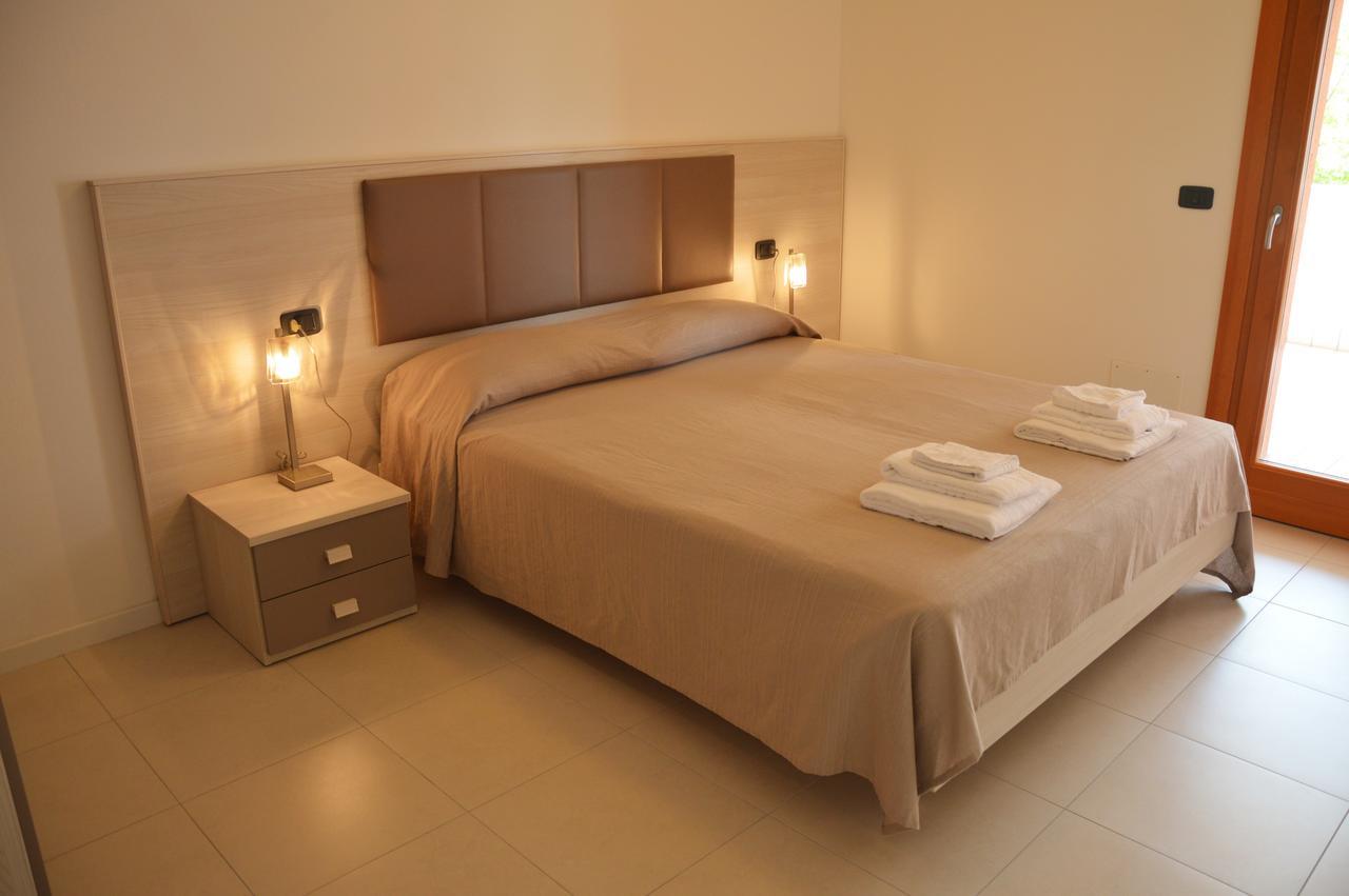 Aparthotel Capitol Grado Bagian luar foto